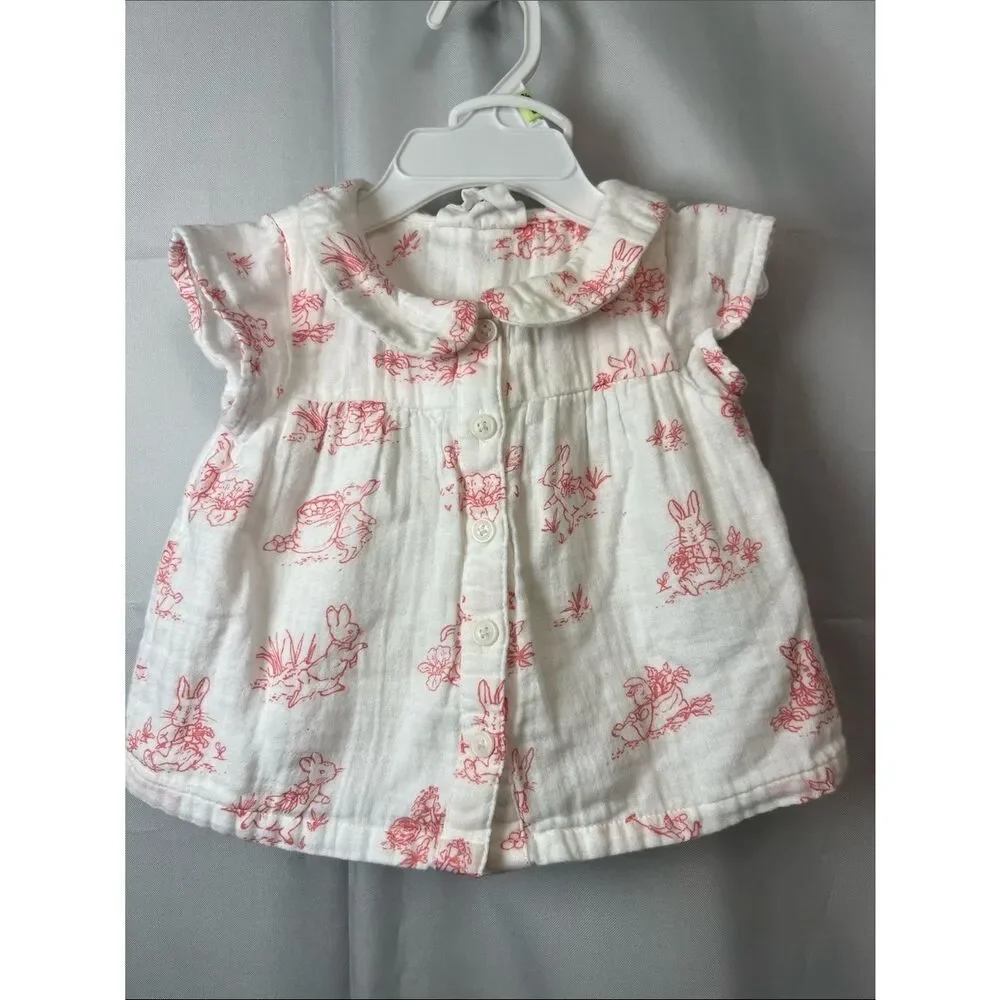 Baby Gap Peter Rabbit white and pink toile 2 piece matching set 6-12 months